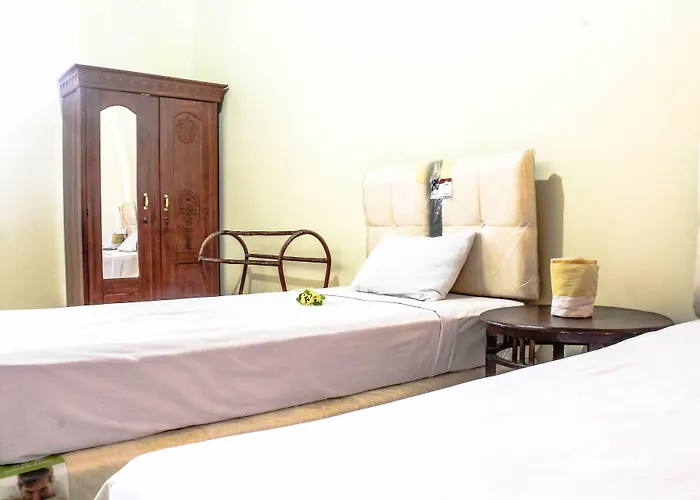 Lolo Hotel