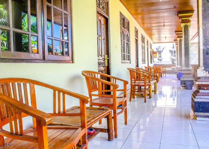 Lolo Hotel